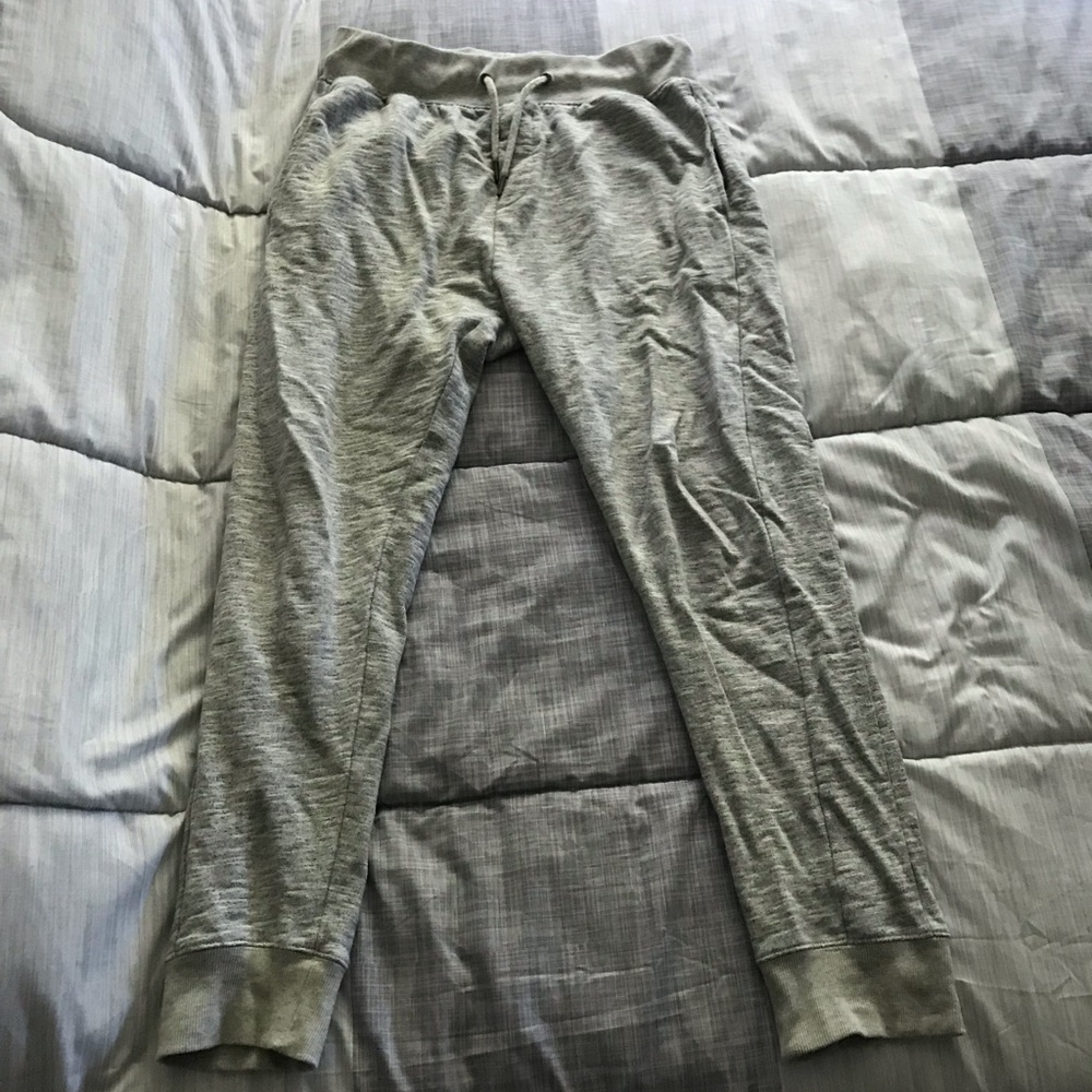 Zara sweats